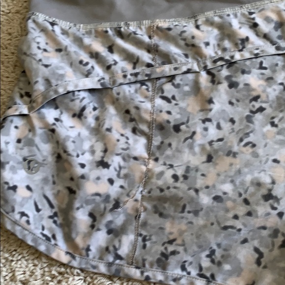 Speed Up Short - 2.5” inseam - Picture 3 of 5